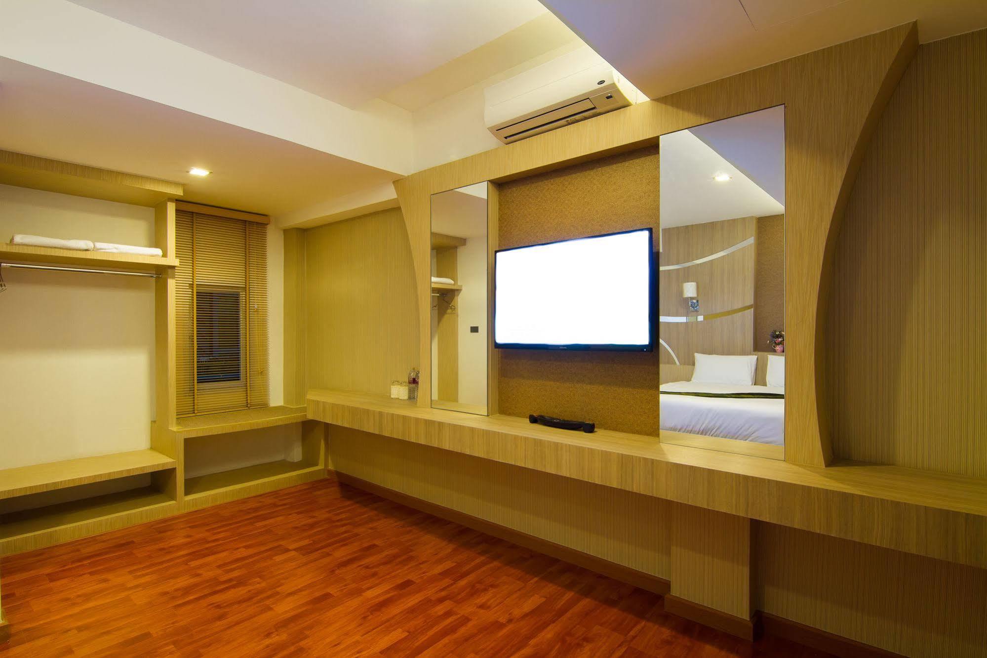 Delio Boutique Hotel Udon Thani Extérieur photo